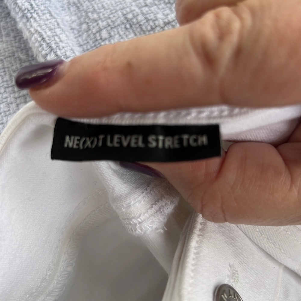 American Eagle white jeans size 00 long skinny